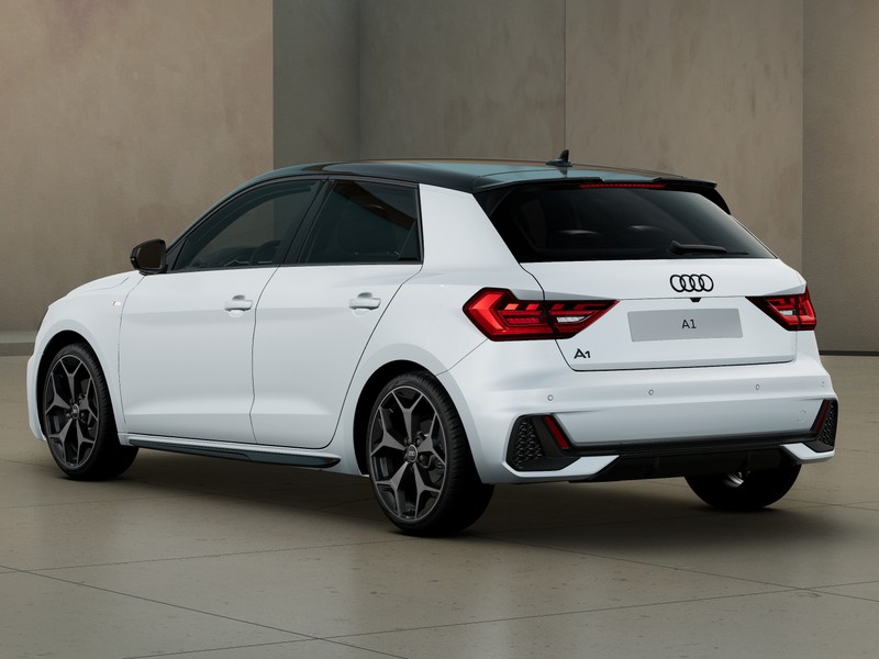 Audi A1 sportback 30 1.0 tfsi identity black 116cv s-tronic