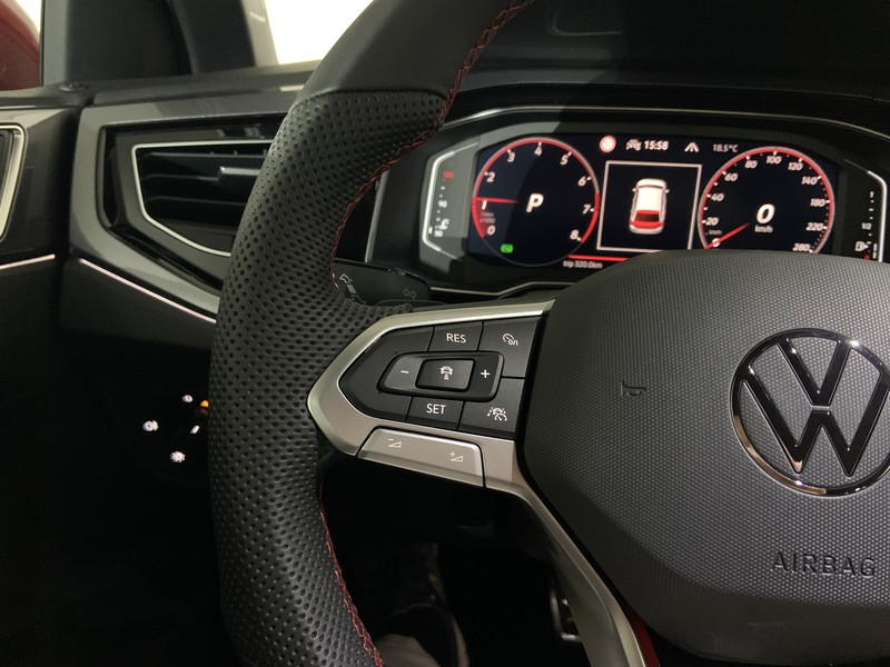 Volkswagen Polo 2.0 tsi gti dsg