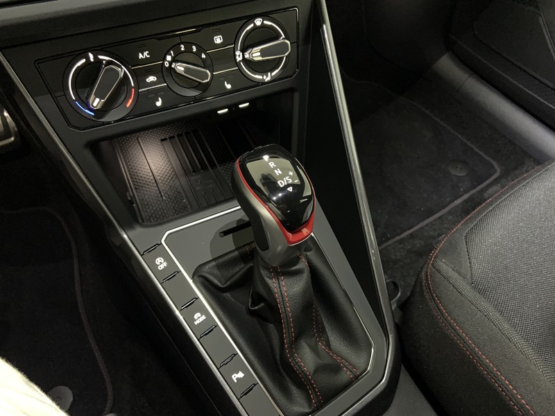 Volkswagen Polo 2.0 tsi gti dsg