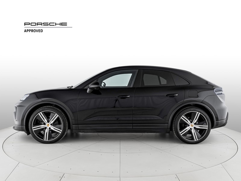 Porsche Macan 4