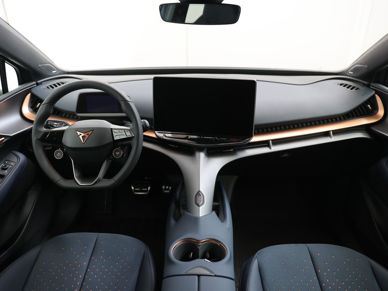 Cupra Tavascan 77kwh endurance immersive rwd