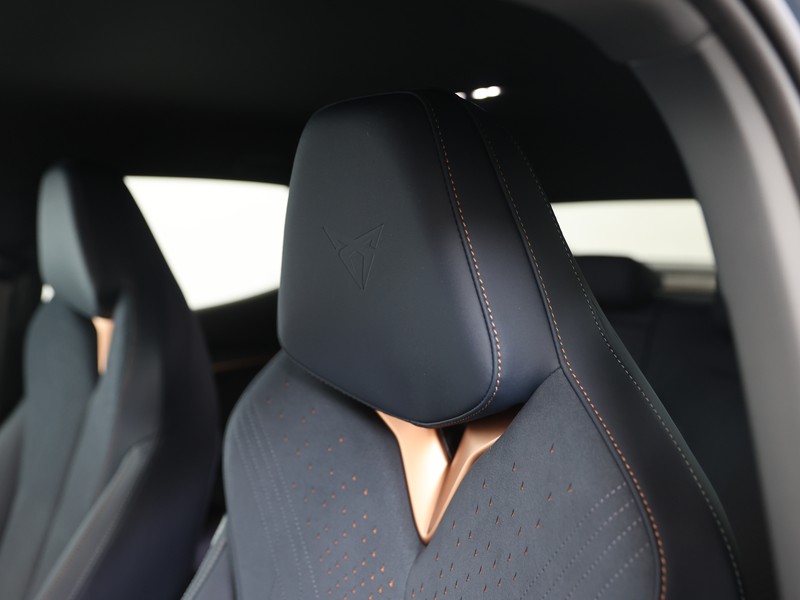 Cupra Tavascan 77kwh endurance immersive rwd
