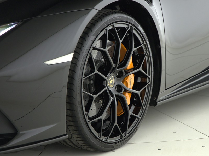Lamborghini Huracan coupe 5.2 evo 640 awd