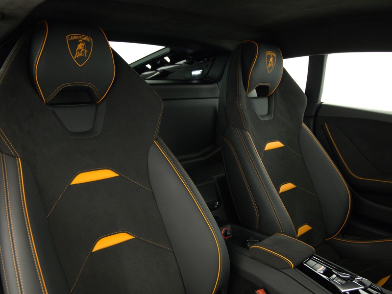 Lamborghini Huracan coupe 5.2 evo 640 awd