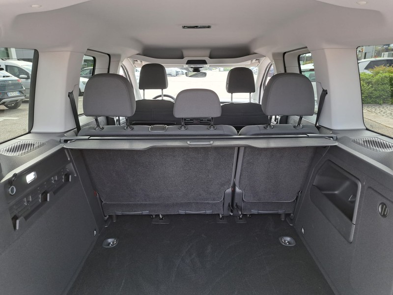 Volkswagen VIC Caddy 2.0 tdi scr 122cv edition dsg7