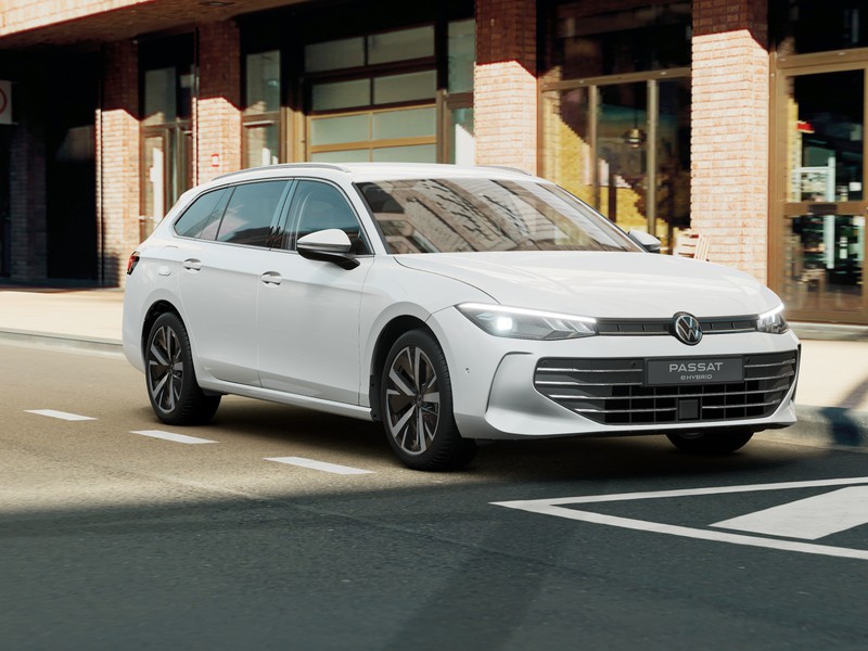 Volkswagen Passat 1.5 tsi ehybrid business 204cv dsg