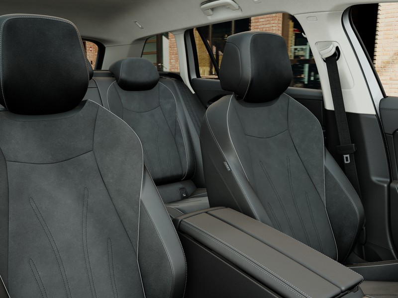 Volkswagen Passat 1.5 tsi ehybrid business 204cv dsg