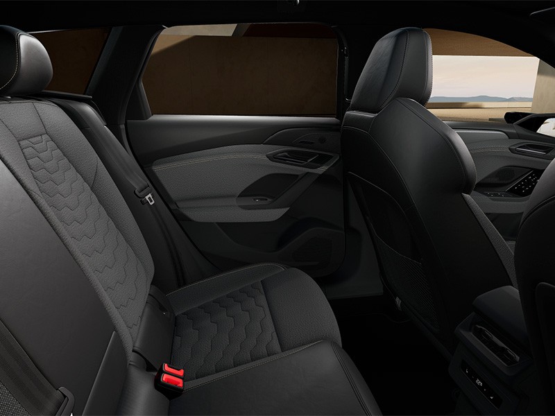 Audi A6 e-tron avant e-tron performance s line edition 367cv