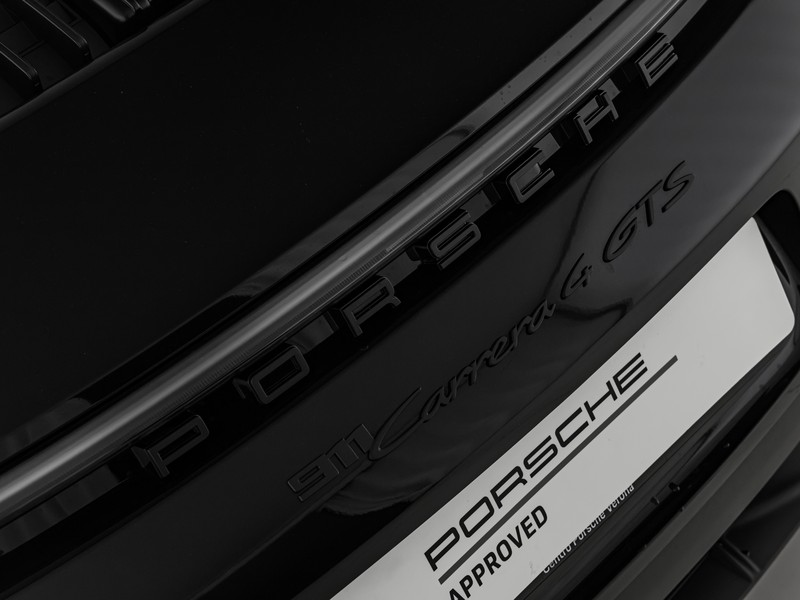Porsche 911 coupe 3.0 carrera 4 gts auto