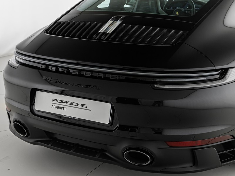Porsche 911 coupe 3.0 carrera 4 gts auto