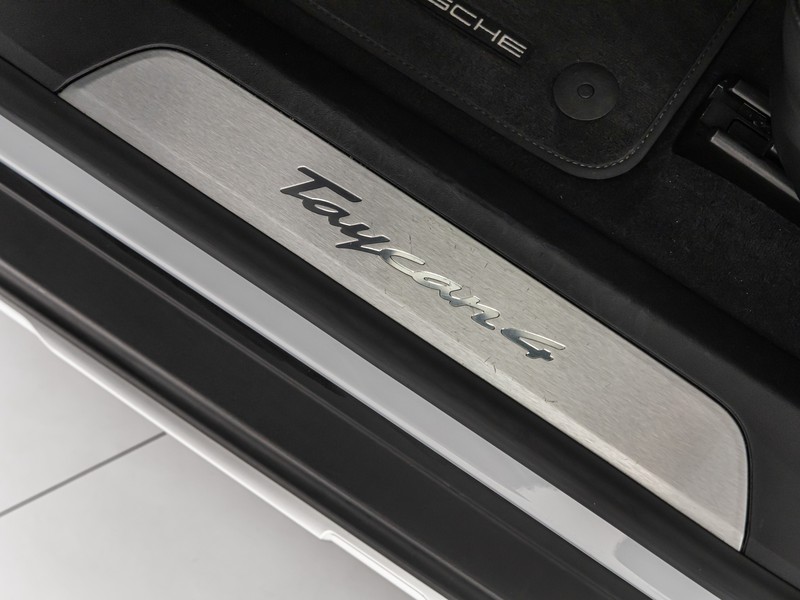 Porsche Taycan cross turismo 4 5p.ti