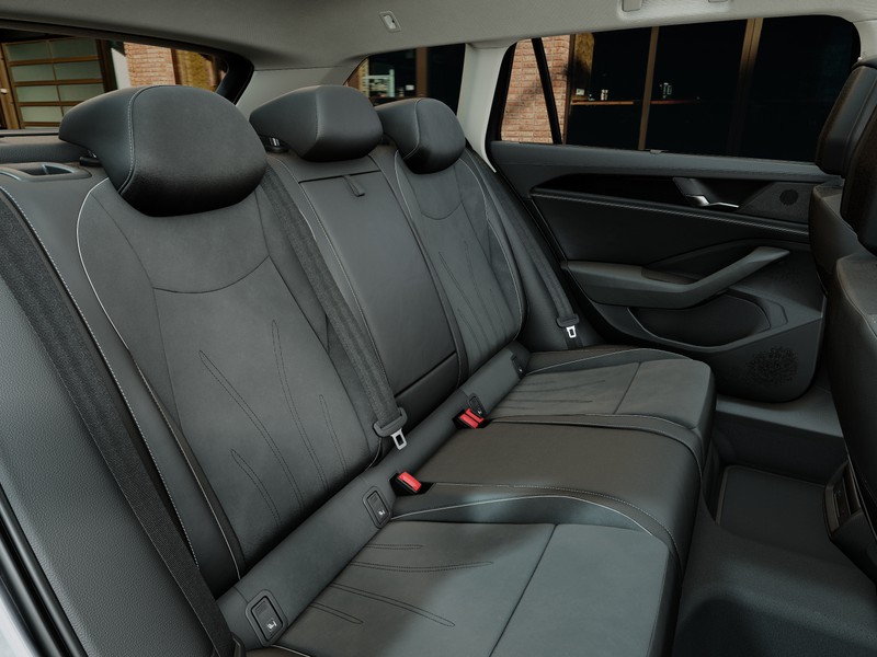 Volkswagen Passat 1.5 tsi ehybrid business 204cv dsg