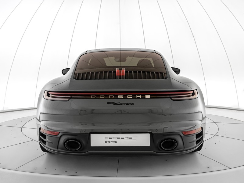 Porsche 911 Carrera