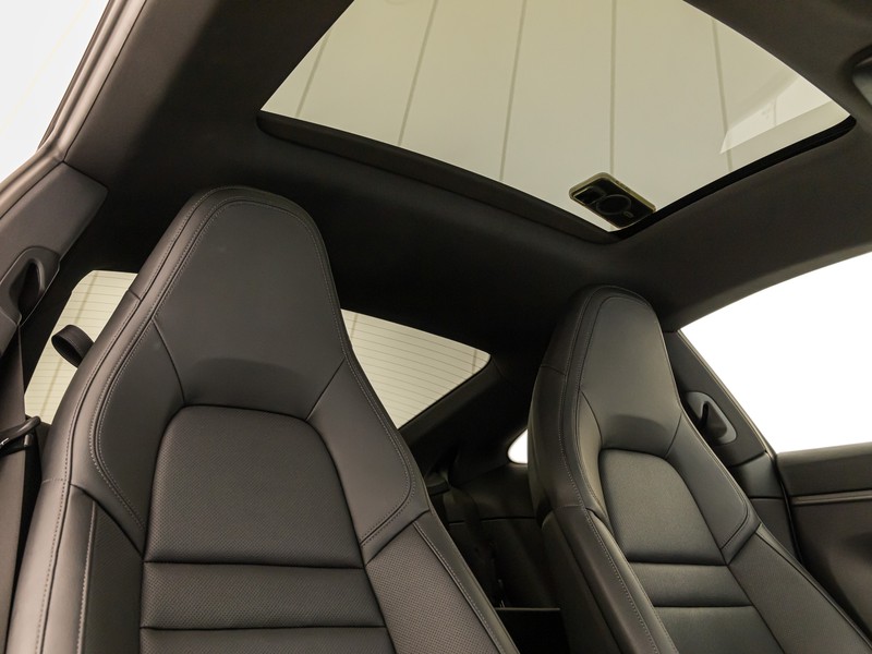 Porsche 911 Carrera
