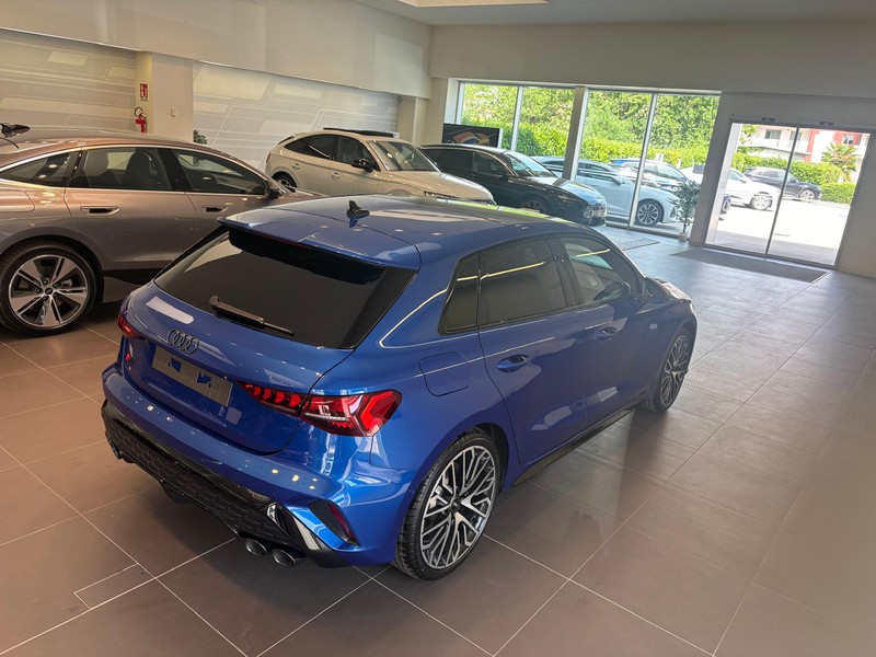 Audi S3 sportback 2.0 tfsi sport attitude quattro s-tronic