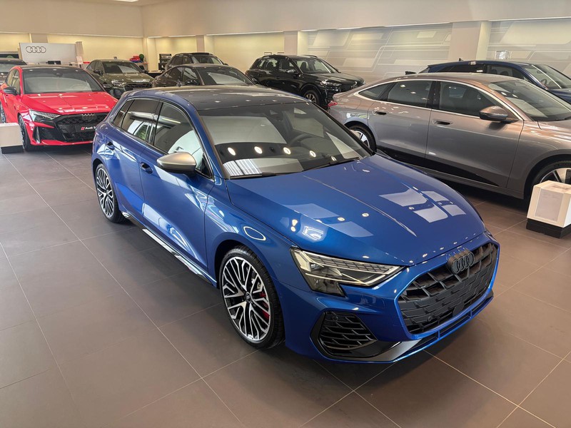 Audi S3 sportback 2.0 tfsi sport attitude quattro s-tronic