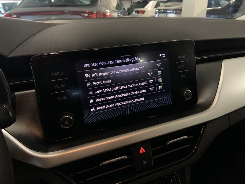Skoda Kamiq 1.0 tsi ambition 95cv