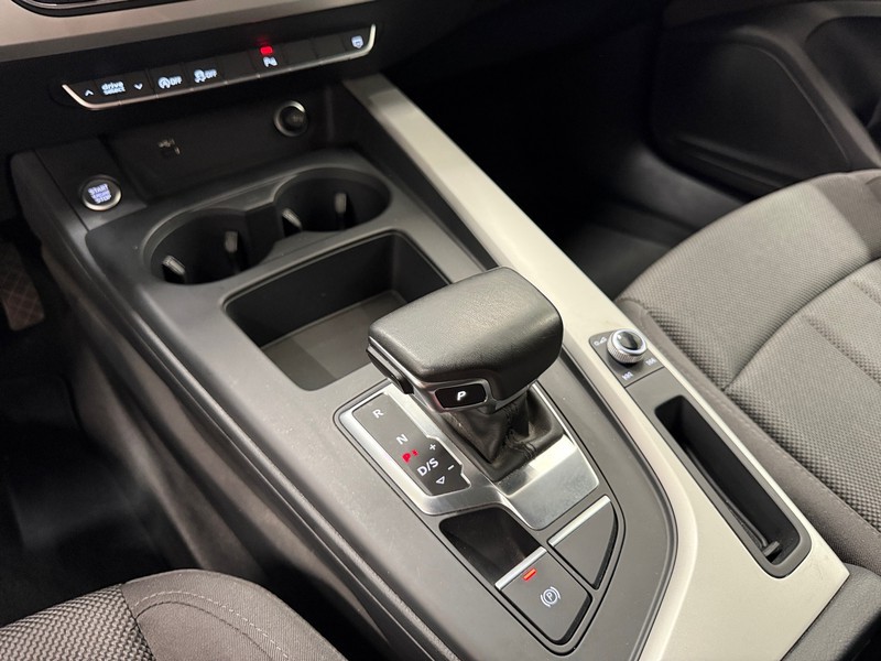 Audi A4 avant 35 2.0 tdi mhev business advanced 163cv s-tronic