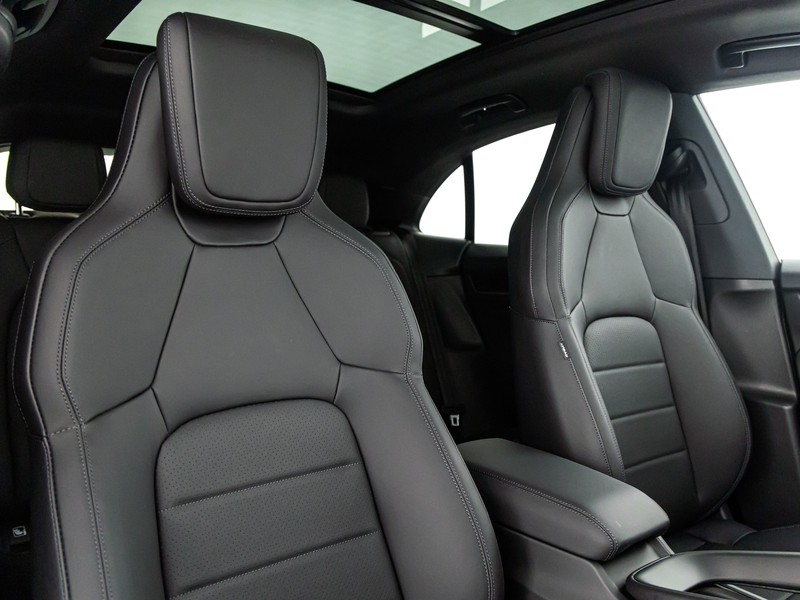 Porsche Macan 4