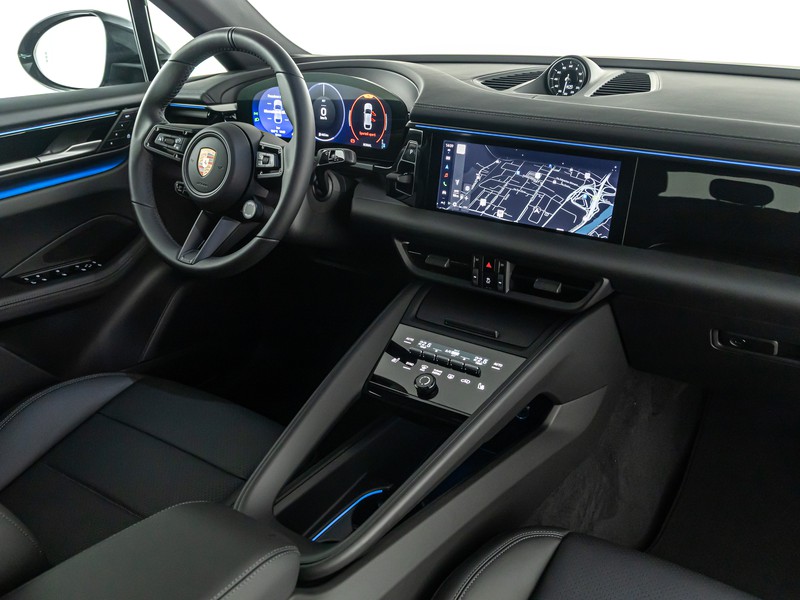 Porsche Macan 4