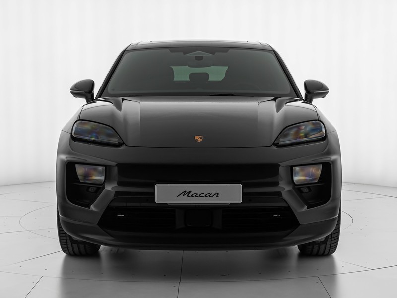 Porsche Macan 4