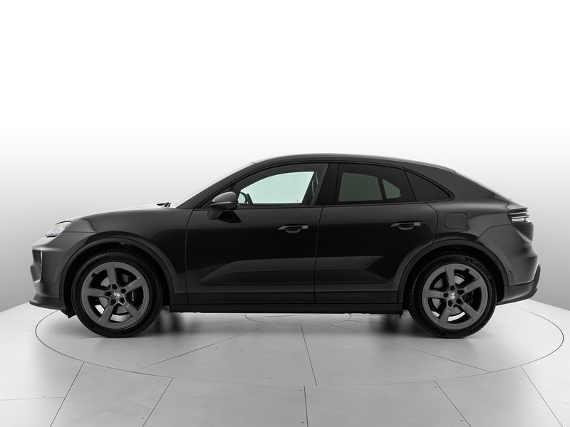 Porsche Macan 4