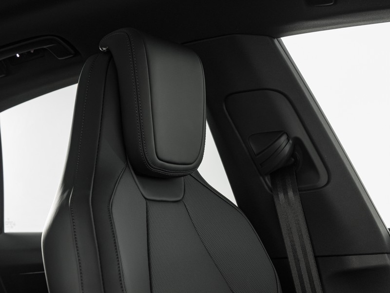 Porsche Macan 4