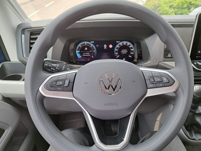 Volkswagen VIC Crafter 35  FURG PM103 antM6