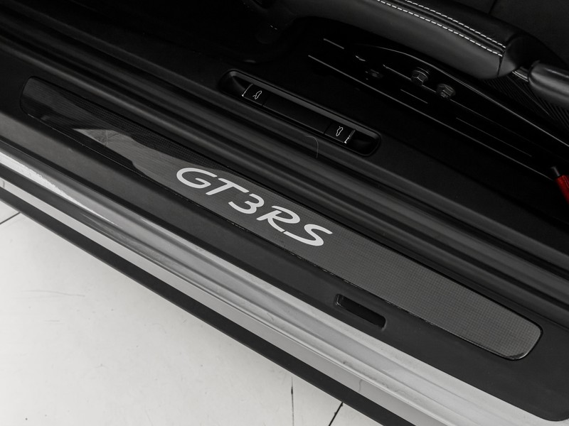 Porsche 911 coupe 4.0 gt3 rs auto