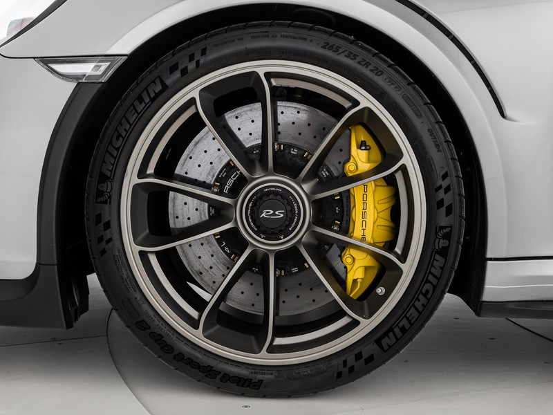 Porsche 911 coupe 4.0 gt3 rs auto