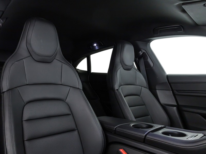 Porsche Taycan cross turismo 4s 5p.ti