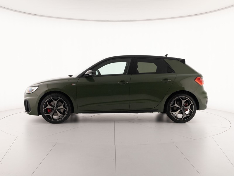 Audi A1 sportback 40 2.0 tfsi identity black 207cv s-tronic