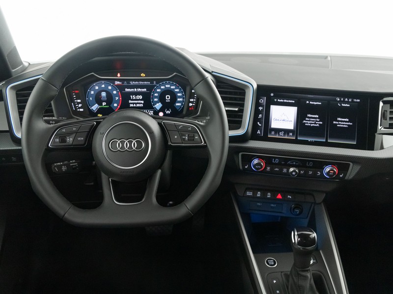 Audi A1 sportback 40 2.0 tfsi identity black 207cv s-tronic