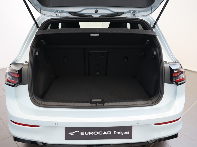 Volkswagen Golf 2.0 tdi r-line plus 150cv dsg