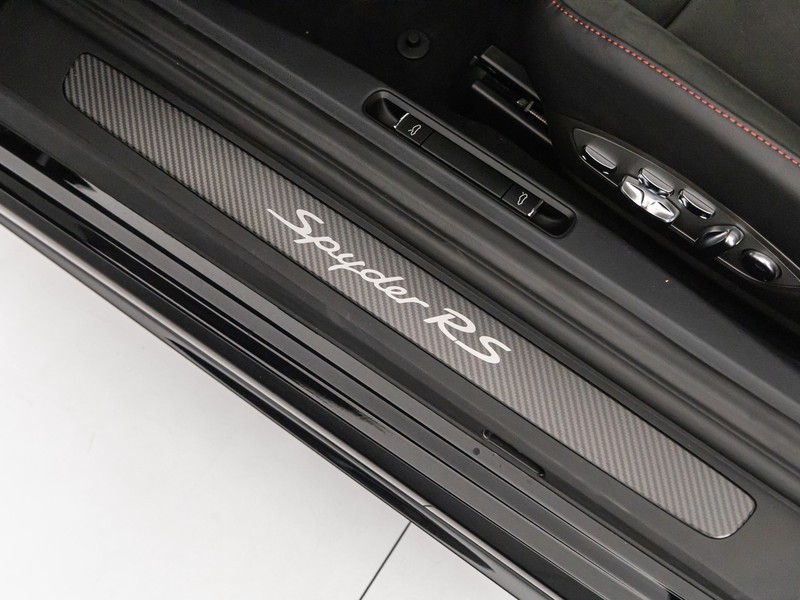 Porsche 718 Boxster 4.0 spyder rs pdk