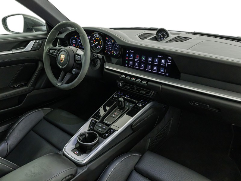 Porsche 911 Carrera 4S
