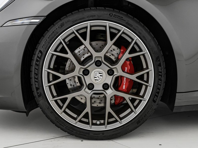 Porsche 911 Carrera 4S