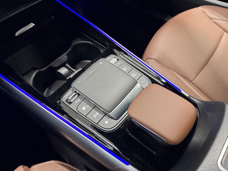 Mercedes-Benz GLA 250 e phev (eq-power) premium auto