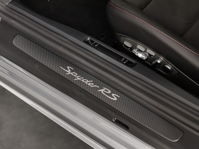 Porsche 718 Boxster Spyder RS