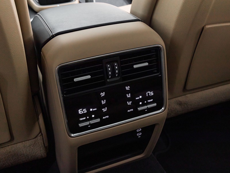 Porsche Cayenne coupe 3.0 e-hybrid tiptronic