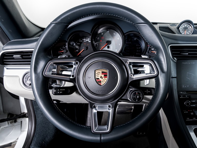 Porsche 911 cabrio 3.0 carrera s auto