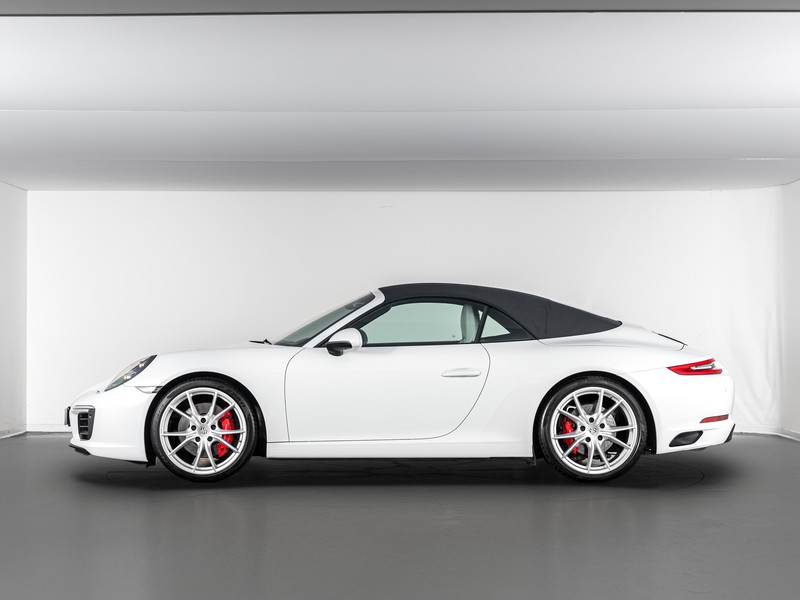 Porsche 911 cabrio 3.0 carrera s auto