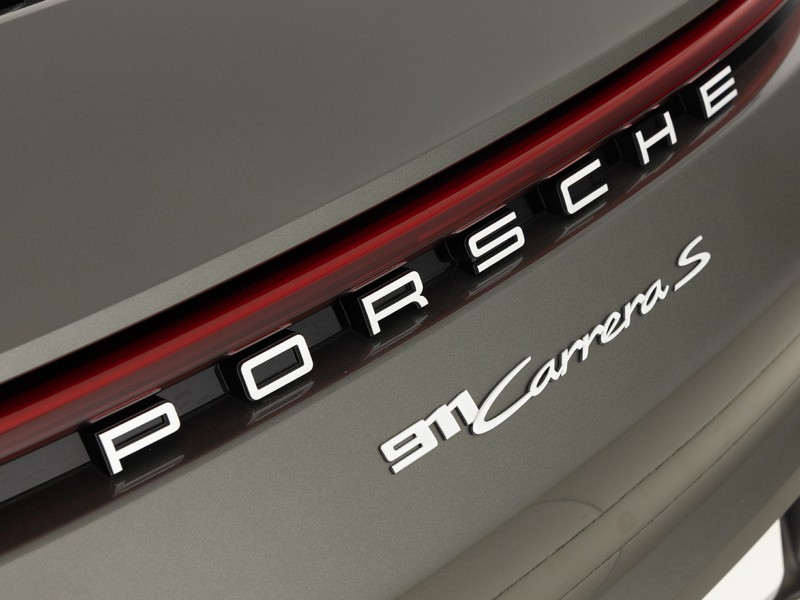 Porsche 911 coupe 3.0 carrera s auto