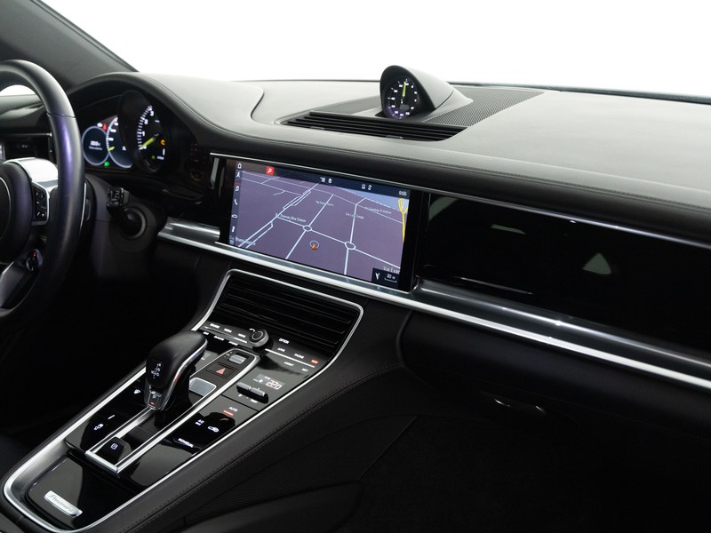 Porsche Panamera sport turismo e-hybrid