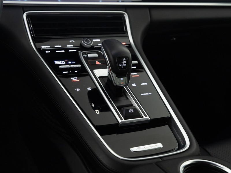 Porsche Panamera sport turismo e-hybrid