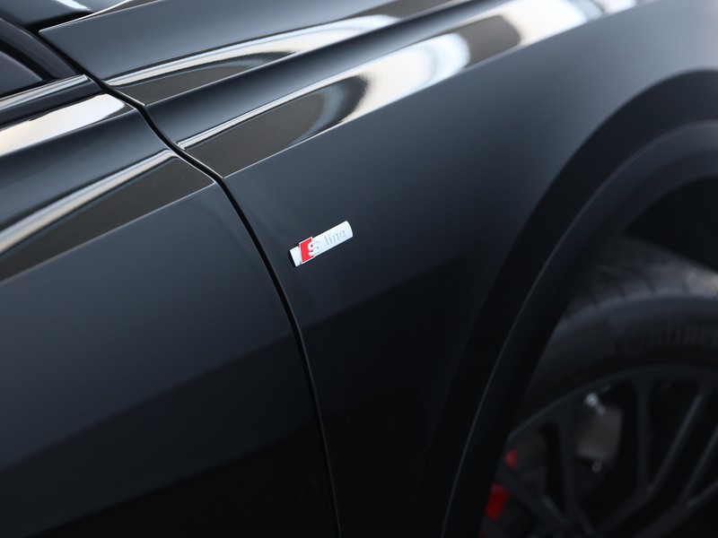 Audi Q8 55 3.0 tfsi e s line edition quattro tiptronic