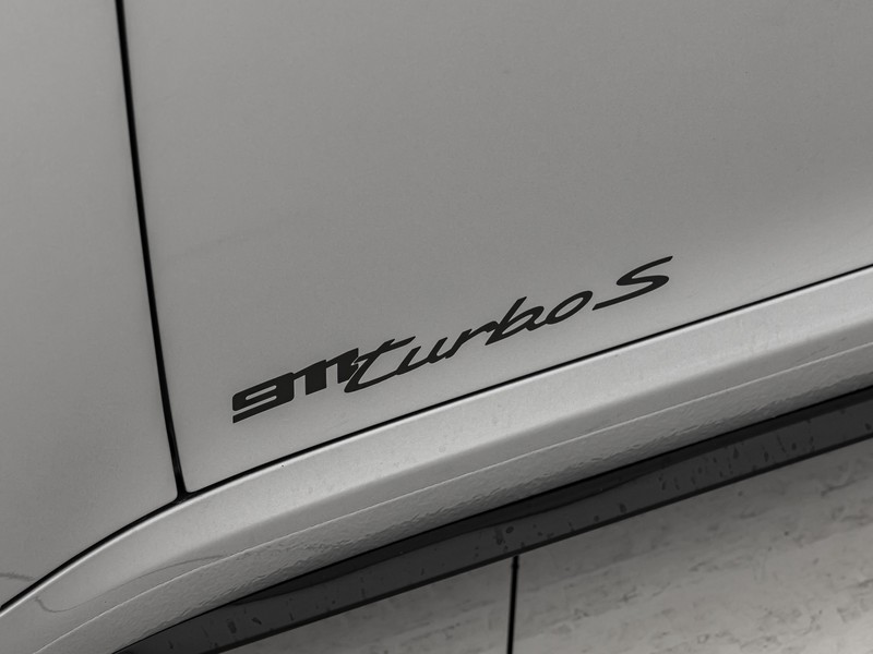 Porsche 911 coupe 3.7 turbo s auto