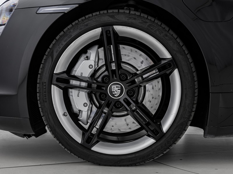 Porsche Taycan 4s
