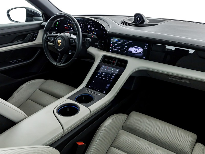 Porsche Taycan 4s
