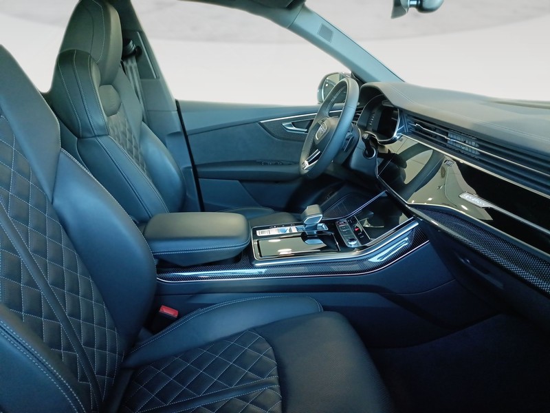 Audi SQ8 s4.0 tfsi sport attitude quattro tiptronic
